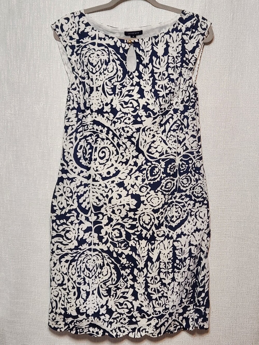 Lands' End Size 4 Dress Sheath Blue White Floral Sleeveless Pockets